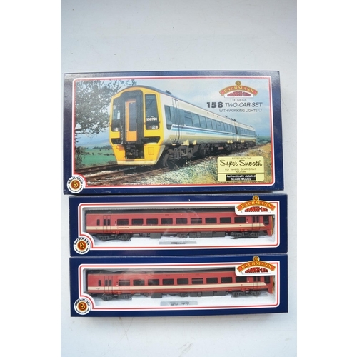 348 - Boxed Bachmann OO gauge 158 2 car DMU 