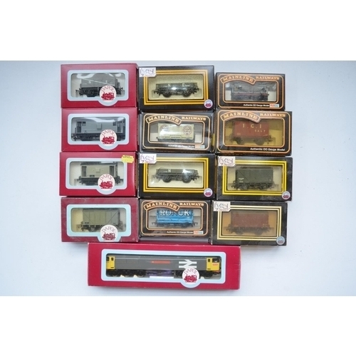 394 - Collection of boxed Dapol OO gauge goods wagons and a D14 Class 56 Railfreight diesel locomotive 