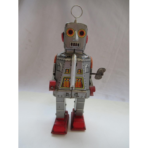 410 - 1950's Japanese Yoshiya original Sparky robot1960's H20cm, in non original later box