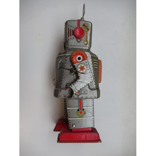 410 - 1950's Japanese Yoshiya original Sparky robot1960's H20cm, in non original later box