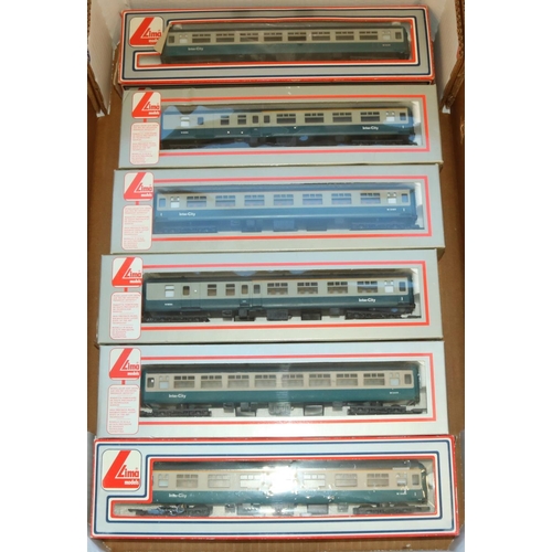 388 - Rake of 6 BR Mark 2A & 2B coaches in blue grey livery