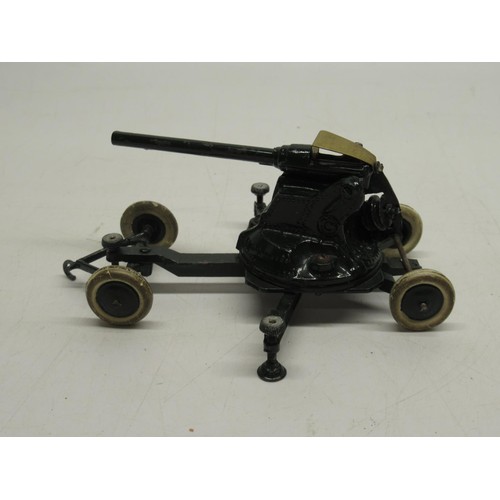 403 - W Britain military model No.1717 2 Pounder Anti-Aircraft Gun on Mobile Chassis, and No.1725 Royal Ar... 