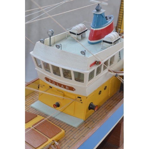 507 - Radio controlled model trawler 