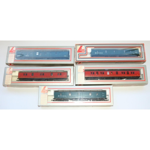 489 - Lima OO gauge 5 standard brake vans in mixed liveries, Parcelforce Express parcels