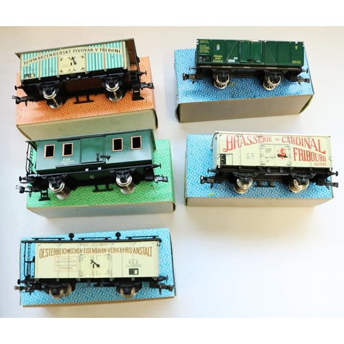 267 - ETS model railway: O-gauge tin plate rolling stock - 406, 443, 452, 455, 501