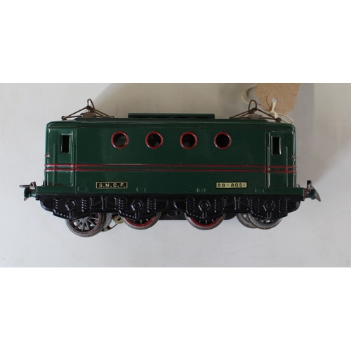 247 - Hornby France Le Provencal O gauge electric loco 8051 with original box and CoA