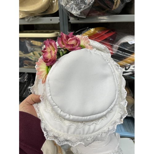 8 - White Edwardian style women's fan hats, approx. 17