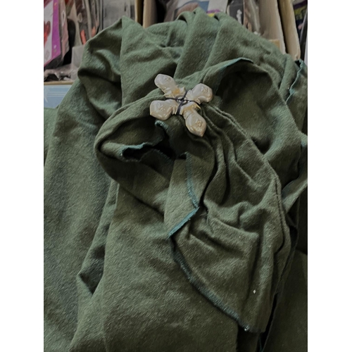 879 - Medieval style dark green cloaks (1 box)