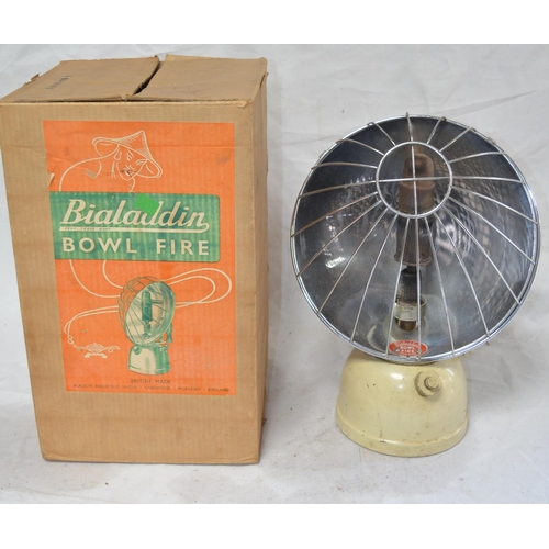 1188 - Bialaddin Bowl Fire paraffin lamp/heater with original box