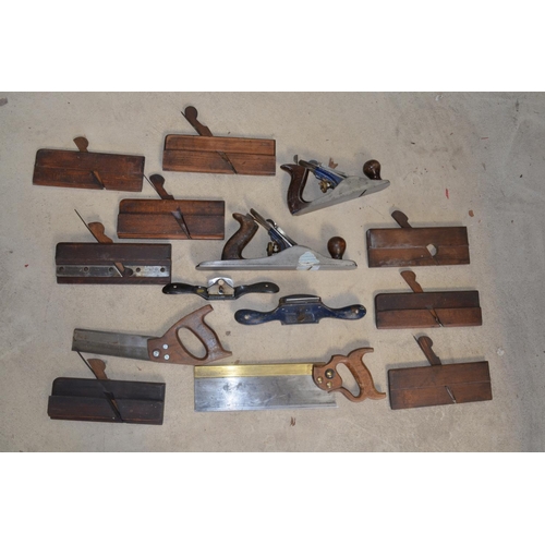 1103 - Eight vintage wooden rebate planes, Record and Stanley spokeshave planes (2), Whitmore No 4 and Stan... 