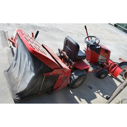 1106 - Countax C600H Hydrostatic ride on mower with front shovel, grass and leaf collector with roller and ... 