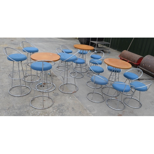 1112 - Three bar style tables and 16 chairs (4 high, 12 low) H73.5cm