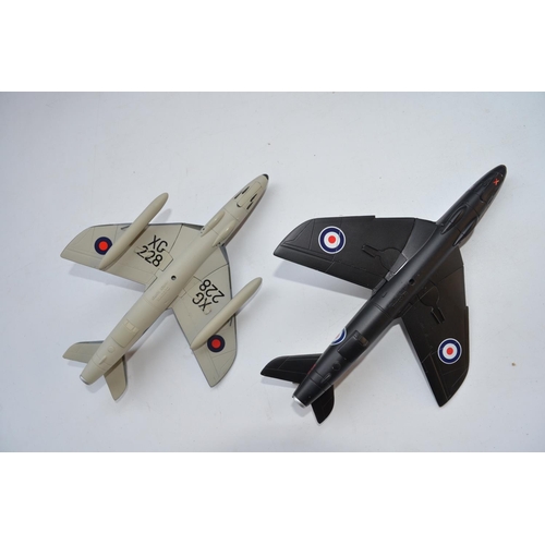 467 - Two Corgi 1/72 diecast Royal Air Force Hawker Hunter models, F Mk6 Black Arrows (limited edition 120... 