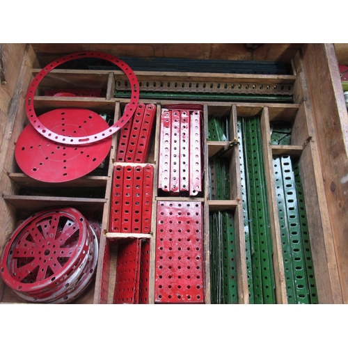 480 - Collection of Vintage Meccano, well sorted and stored in wooden case with lift out tray, with Instru... 