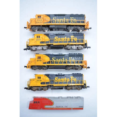 483 - Four boxed N gauge Santa Fe diesel locomotives, 2 by Model Power (Yugoslavia), 2 by Life-Like (China... 