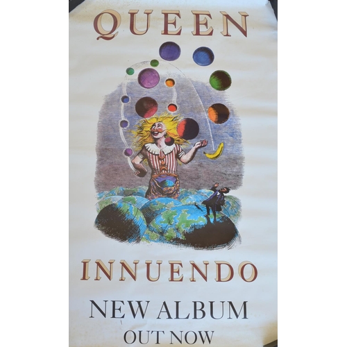 531 - Collection of Queen memorabilia to include two A5 albums containing Official Queen fan club magazine... 