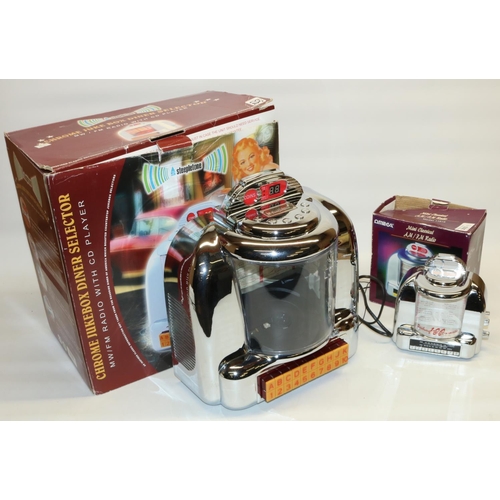 303 - Steepletone diner chrome jukebox style radio/CD player, H30cm, and an AM/FM radio by Omega in a simi... 