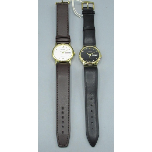 384 - JDM Citizen quartz wristwatch with English/Kanji day date, & similar Citizen quartz wristwatch with ... 