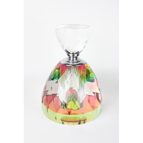 267 - Large Art Deco style coloured faceted glass mallet shaped perfume bottle, with screw top, H22cm