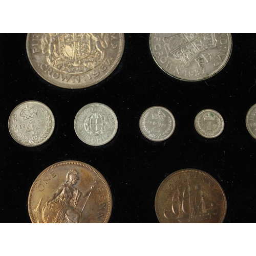 757 - Geo.VI 1937 specimen coin set in original case, 15 coins from Crown to Farthing, including Maundy co... 