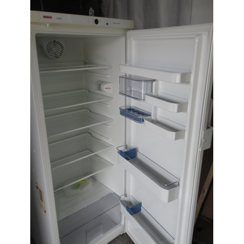 800 - Bosch Electronic Control Cooler fridge,