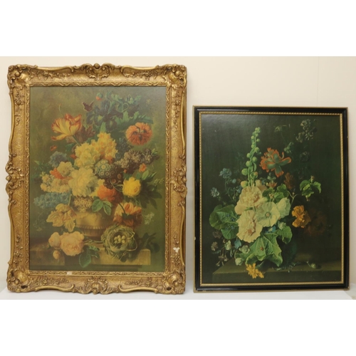 659 - Dutch still life study of flowers, colour print in gilt frame and a similar print in Hogarth frame, ... 