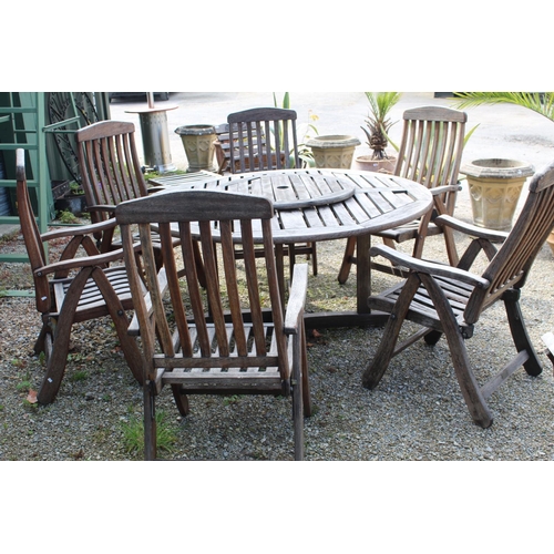 1169 - Bridgman large circular teak garden table with lazy Susan and six reclining adjustable chairs 153cm ... 