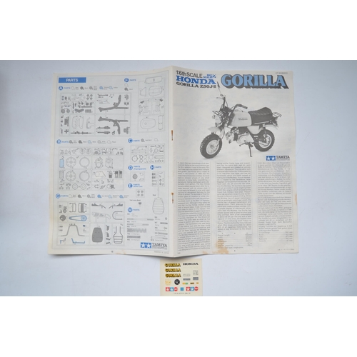 18 - Tamiya 1/6 scale Honda Z50J Gorilla Big Scale No12 model kit (item no BS0612), un started with all s... 
