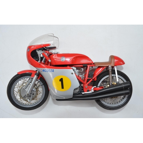 102 - Boxed Minichamps 1/12 scale highly detailed diecast and plastic MV Agusta 500ccm motorbike model, G ... 