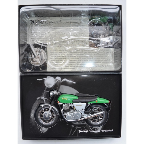 Boxed Minichamps 1/12 Norton Commando 750 Fastback diecast and 