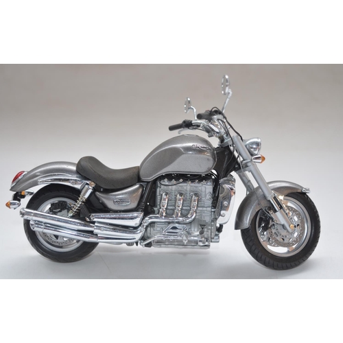 105 - Boxed Minichamps 1/12 Triumph Rocket III diecast and plastic highly detailed motorbike model with wo... 