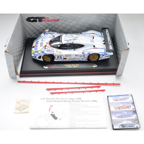 90 - Three 1/18 scale diecast Maisto GT Racing car models to include 2x Porsche 911 GT1's and a Mercedes ... 