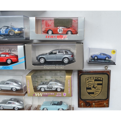 98 - Collection of 1/43 diecast Porsche models from Minichamps, Onyx, Brumm, Vitesse etc, a 1/43 Ferrari ... 