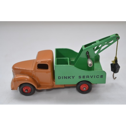 141 - Vintage Dinky Supertoys 20-ton Lorry Mounted Crane (item no 972) and Breakdown Lorry (item no 430) w... 