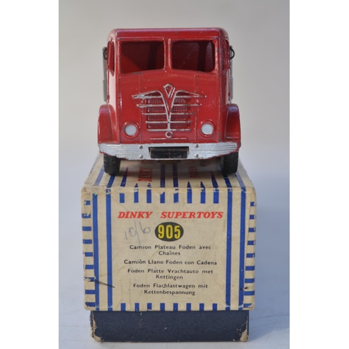 150 - Vintage Dinky Supertoys No905, Foden Flat Truck with original box in good condition for age, some mi... 