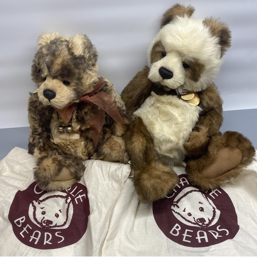 589 - Charlie Bears 