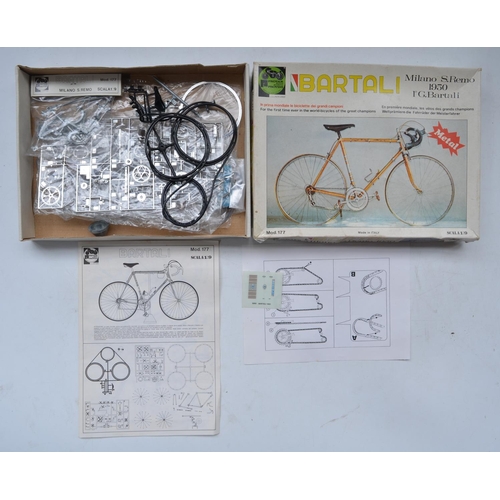 208 - Two unstarted Protar 1/9 scale racing bicycle models, metal frames with plastic parts to include Bar... 