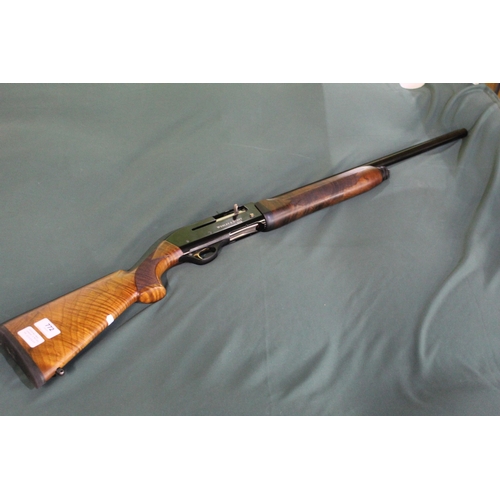 772 - 12B Webley & Scott semi-auto shotgun with 27