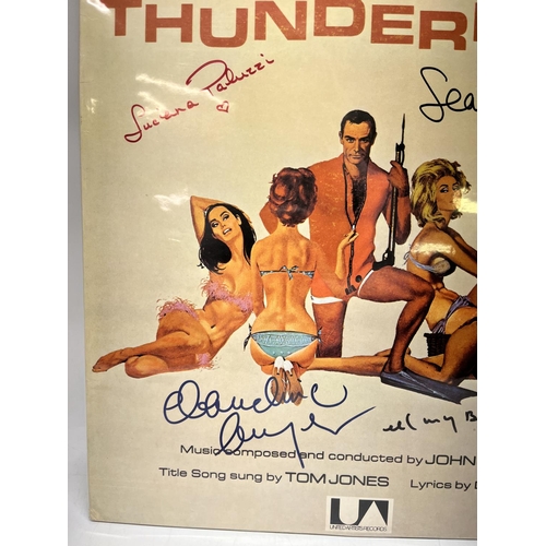 555 - 'Thunderball Original Motion Picture Score' LP, with Sean Connery, Luciana Paluzzi, Claudine Auger, ... 