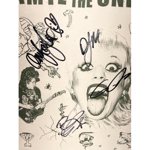 569 - Amyl and the Sniffers LP, with 4 members signatures