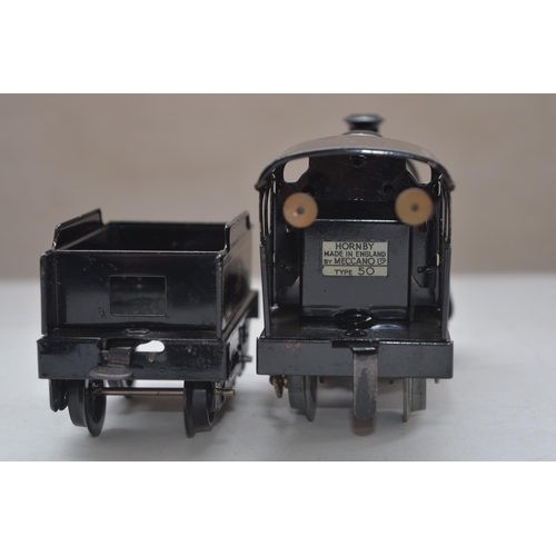 259 - Hornby Trains O gauge clockwork No 50 Locomotive with tender (black) in full working order, with ori... 