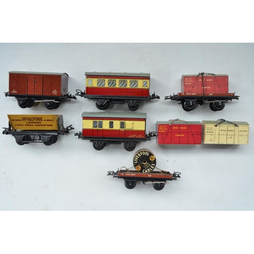 261 - Eight boxed Hornby Trains O gauge passenger and goods wagons to include Rotary Tipping Wagon, Low si... 