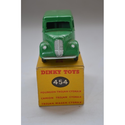 157 - Vintage Dinky Toys Trojan 15 CWT Cydrax Van (no 454) with original box, model in excellent condition... 