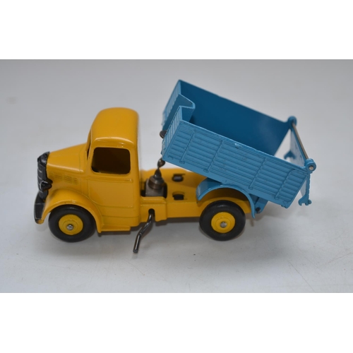 165 - Vintage Dinky Toys Bedford End Tipper (no 410) with original box. Model in near mint condition, some... 