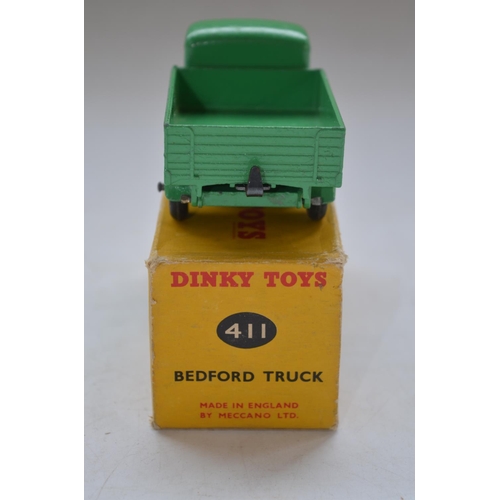 167 - Vintage Dinky Toys Bedford Truck (no 411) with original box. Model in excellent condition for age, s... 