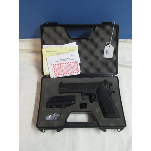 734 - Crosman CO2 .177 C40 air pistol, in original Crosman plastic hard case