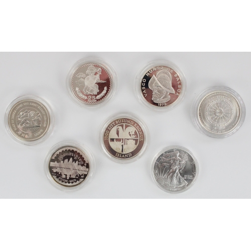 631 - World silver coins and silver proof commemoratives incl. Kampuchea 20 reals, 1989 Mongolia Save the ... 