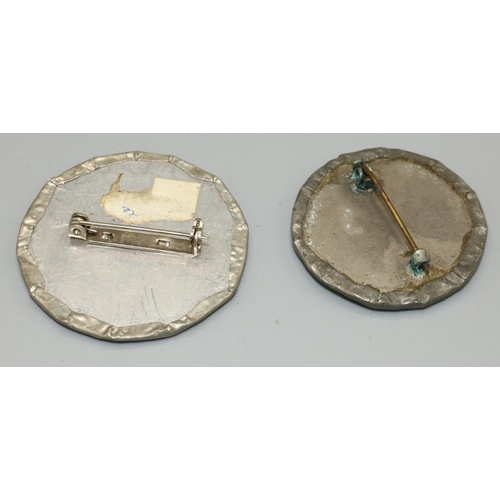 302 - Carved mother of pearl jewellery: crucifix and bird pendants, star brooch, D3.5cm; and two Arts & Cr... 