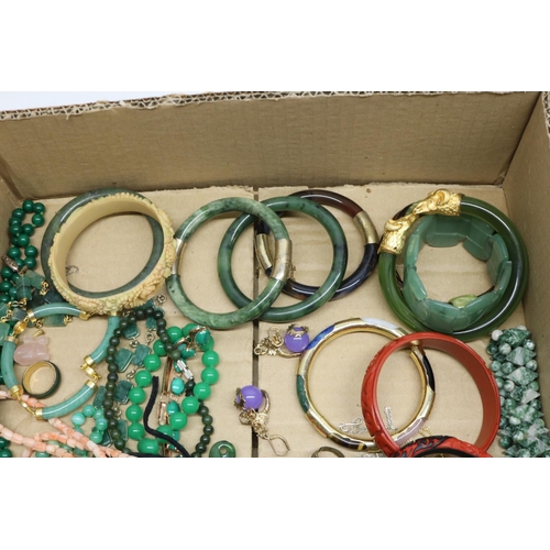 324 - Collection of mid-late C20th Chinese/oriental jewellery including jade and faux jade bangles, faux C... 