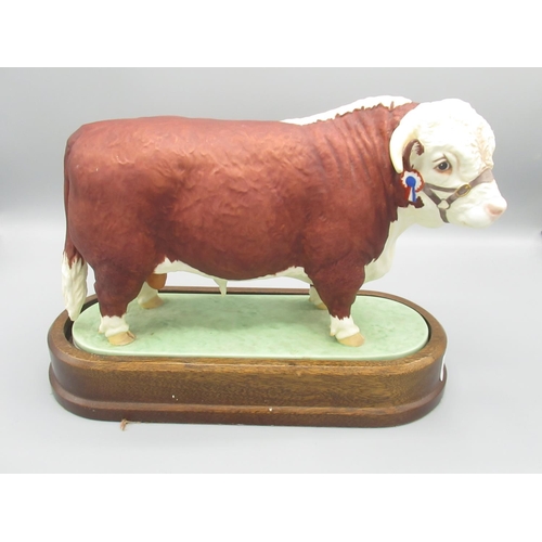 Royal Worcester model, Hereford Bull, modelled by Doris Lindner, on plinth